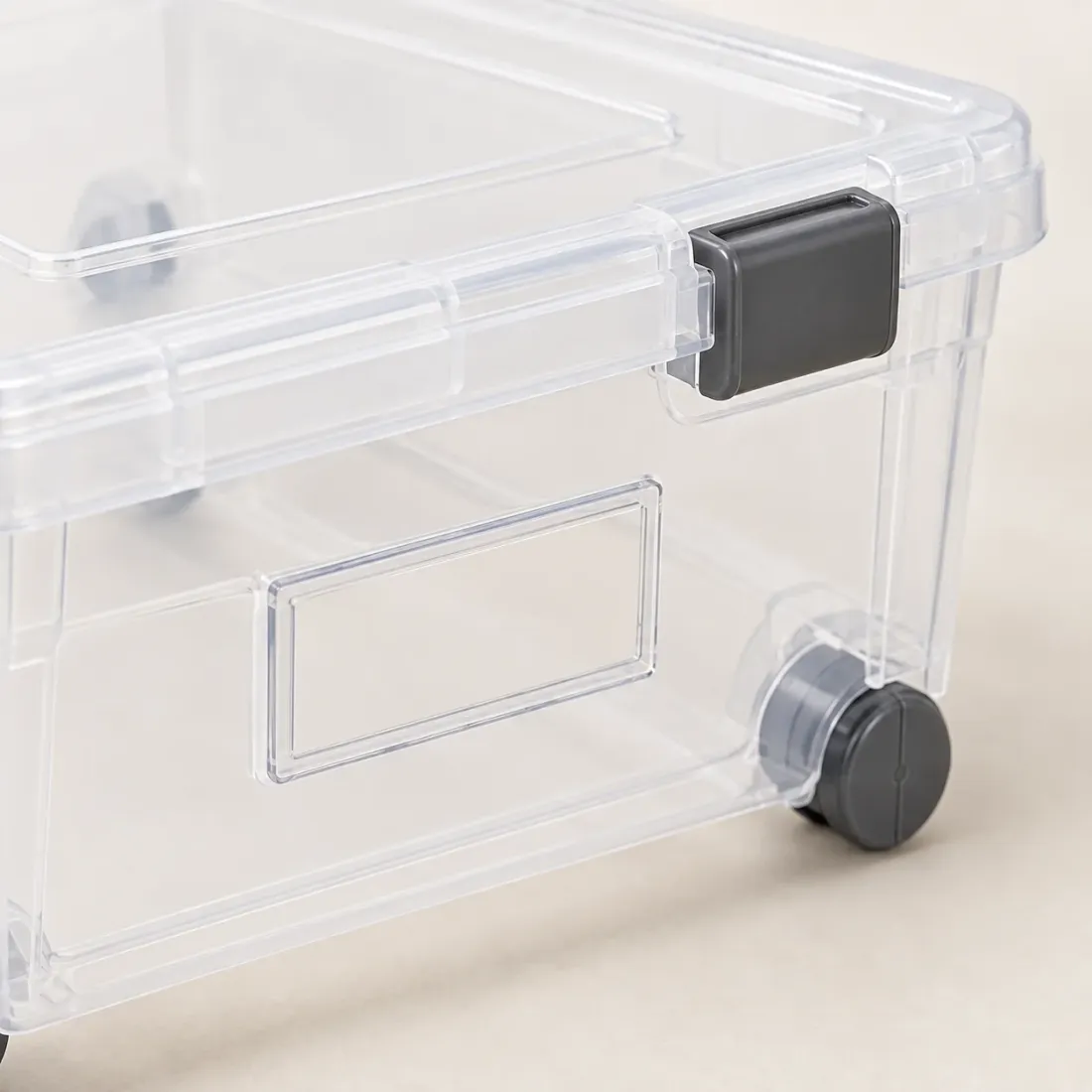 Stackable Under-bed Crate with Lid — detail